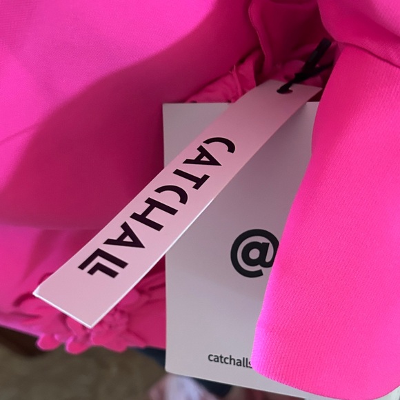 Vibrant Pink Floral Dress with Ruffle Sleeves - Picture 2 of 8